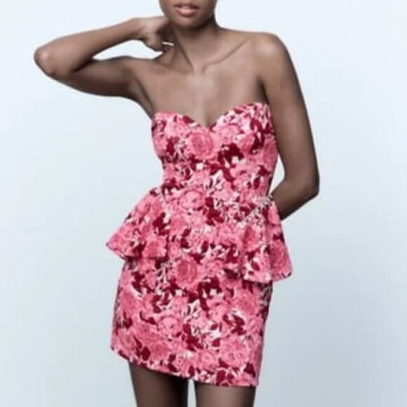 Zara Dresses & Skirts - ZARA MINI FLORAL JACQUARD DRESS